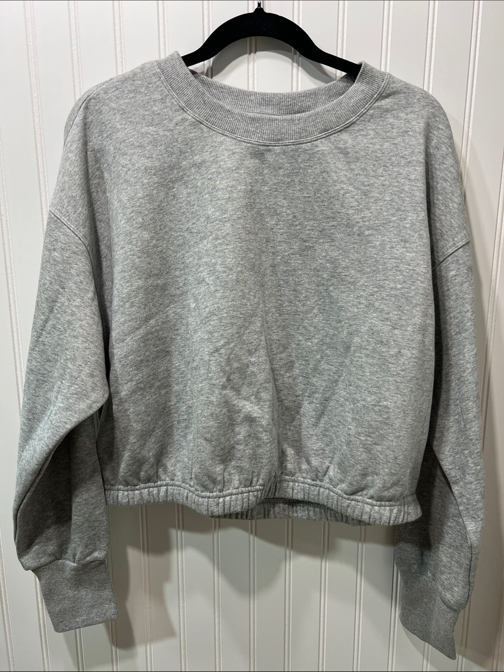 JoyLab Gray Women's Crewneck Sweatshirt